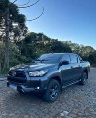 TOYOTA HILUX 2.8 D-4D TURBO DIESEL CD SR 4X4 AUTOMÁTICO